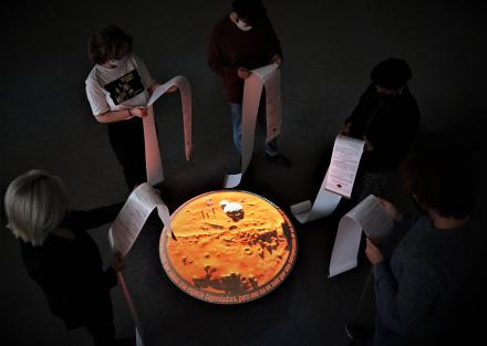 humans-mars-01